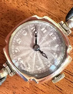 ROLEX 9K GOLD COCKTAIL WATCH FROM 1924.  PRIMA MOVEMENT, ORIGINAL BOX AND STRAP.