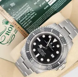 ROLEX SEA-DWELLER 4000 40MM CERAMIC BEZEL STEEL 116600 BOX PAPERS/SERVICE PAPERS