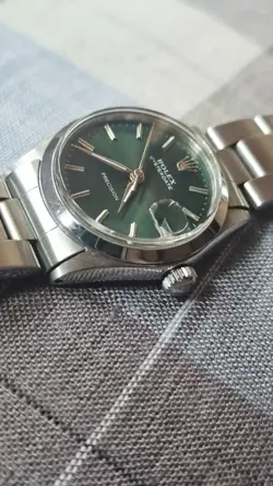 Vintge Rolex Oysterdate 6466 Olive Green Dial 30mm Mid-Size Hand-Winding Watch