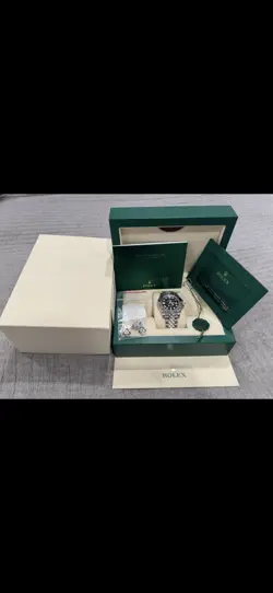 ROLEX GMT II REF. 126710GRNR - BRUCE WAYNE ON JUBILEE