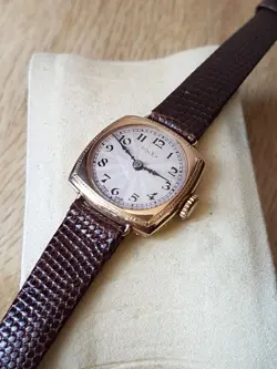 ROLEX 9CT GOLD VINTAGE LADIES WATCH 1928, BEAUTIFUL CONDITION! ART DECO CASE!