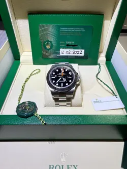 ROLEX EXPLORER II 226570 W/  2022 CARD, BOX & PAPERS 42MM EXCELLENT , BLACK DIAL