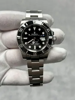 ROLEX SUBMARINER DATE 116610LN BLACK DIAL OYSTER BRACELET 40MM