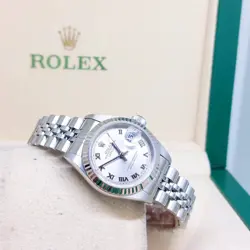 ROLEX 26MM OYSTER PERPETUAL RHODIUM ROMAN DIAL DATEJUST REF: 79174 (Y SERIES)
