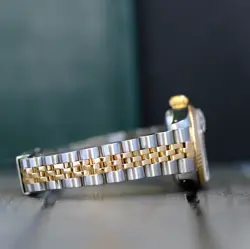 PEARL DIAMOND DIAL.