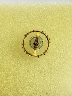 ORIGINAL ROLEX 1030 6932 BALANCE WHEEL FACTORY ORIGINAL good condition