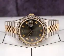 GREY DIAL WATCH