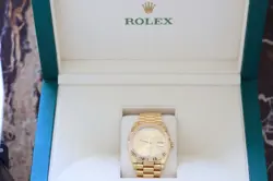 Rolex All GOLD 40MM Day-Date (perfect) with paper work and Box