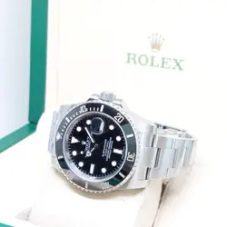 BLACK BEZEL SUBMARINER