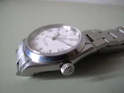 STEEL WRIST WATCH.