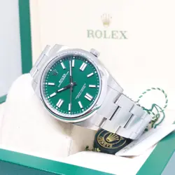 ROLEX 41MM GREEN INDEXES DIAL OYSTER PERPETUAL REF: 124300 (JAN 2024)