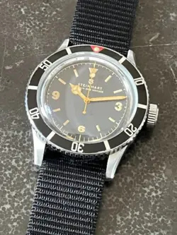 AUTOMATIC DIVER WATCH