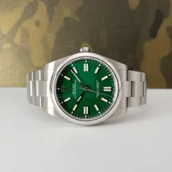 2023 ROLEX OYSTER PERPETUAL - 124300 - GREEN DIAL