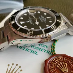 1985 Rolex Submariner Date Ref. 16800 Divers Automatic Wristwatch - Box & Papers