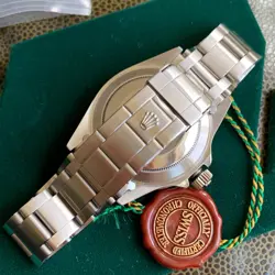 1985 Rolex Submariner Date Ref. 16800 Divers Automatic Wristwatch - Box & Papers