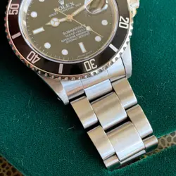 1985 Rolex Submariner Date Ref. 16800 Divers Automatic Wristwatch - Box & Papers