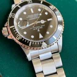 1985 Rolex Submariner Date Ref. 16800 Divers Automatic Wristwatch - Box & Papers