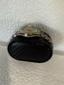 6917 WATCH