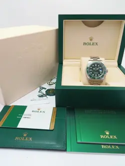 GREEN MEN'S WATCH