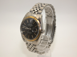 GOLD BEZEL STAINLESS
