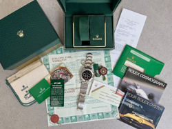 ROLEX DAYTONA - REF. 16520- R SERIAL, FLOATING DIAL, FULL SET, ROLEX SERVICE