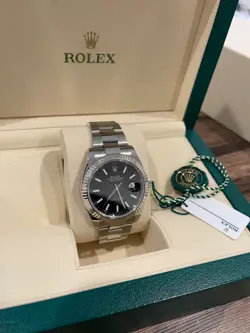 DIAL OYSTERSTEEL