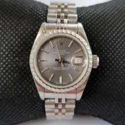 LADIES DATE GRAY