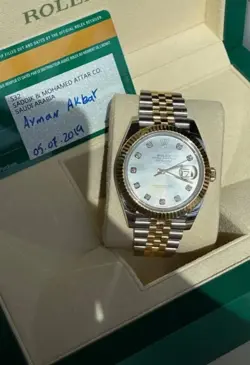 GOLD BOX AND