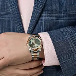 41 WATCH