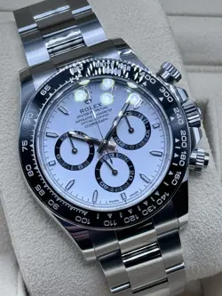 UNWORN ROLEX COSMOGRAPH DAYTONA 126500LN WHITE PANDA DIAL