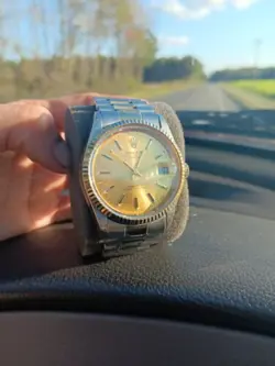 Vintage Rolex Day-Date President 1803 Mens Gold  Champagne Dial Bezel Band