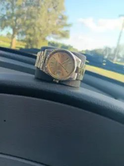 Vintage Rolex Day-Date President 1803 Mens Gold  Champagne Dial Bezel Band