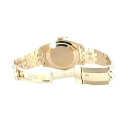 FLUTED BEZEL WHITE