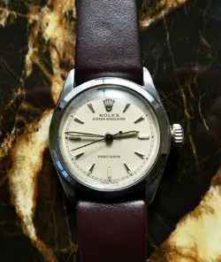 A STUNNING VINTAGE 1954 MID-SIZE ROLEX OYSTER SPEEDKING WRISTWATCH REF. 6220