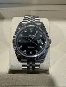 BEZEL WITH DIAMONDS