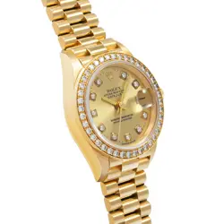 CASE SIZE 26�26MM