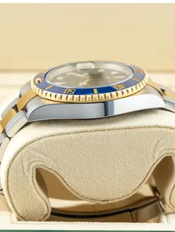 Rolex Submariner Date 40  Steel / 18k Yellow Gold Blue Ceramic Bezel 116613lb