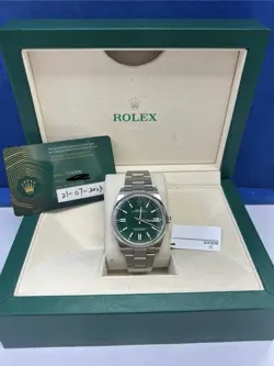 ROLEX OYSTER PERPETUAL 124300 SILVER OYSTER BRACELET WITH GREEN DIAL BOX & CARD