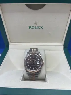 ROLEX DATEJUST 126331 ROSE & STAINLESS JUBILEE BRACELET CHOCOLATE DIAL ROLEX BOX