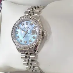ROLEX 26MM DATEJUST STEEL WRISTWATCH WITH BLUE DIAMOND DIAL & DIAMOND BEZEL.