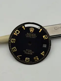 TUDOR DAY DATE ROLEX 28.4MM CADRAN NOIR