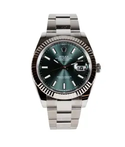 UNWORN BNIB PERFECT