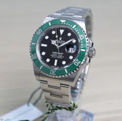 ROLEX SUBMARINER 126610LV STARBUCKS 41MM VERY GOOD CONDITIONS BOX & PAPPERS