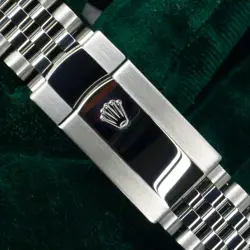 ROLEX DATEJUST 36 BLUE DIAL FLUTED BEZEL JUBILEE STEEL MINT COMPLETE SET 126234