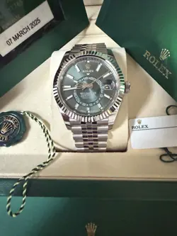 Rolex Sky Dweller Green Dial 42MM Jubilee 336934 2025 NEW Green Box
