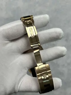 Rolex Sky-Dweller 326235 Oysterflex 18k Everose Gold 42mm White Dial