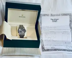 BEZEL DIAMOND DIAL