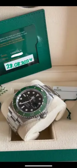 2024 ROLEX SUBMARINER DATE KERMIT 41MM MKII BEZEL 126610LV MINT CONDITION