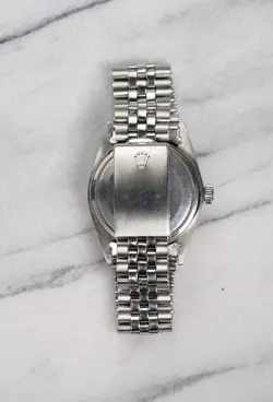 GREY DIAL