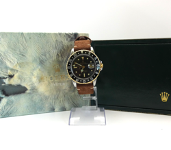 VINTAGE ROLEX GMT-MASTER REF. 1675 - GOLD AND BLACK